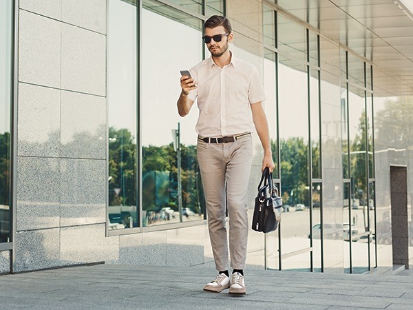 Professional Outfit Ideas: Look Polished and Confident at Work